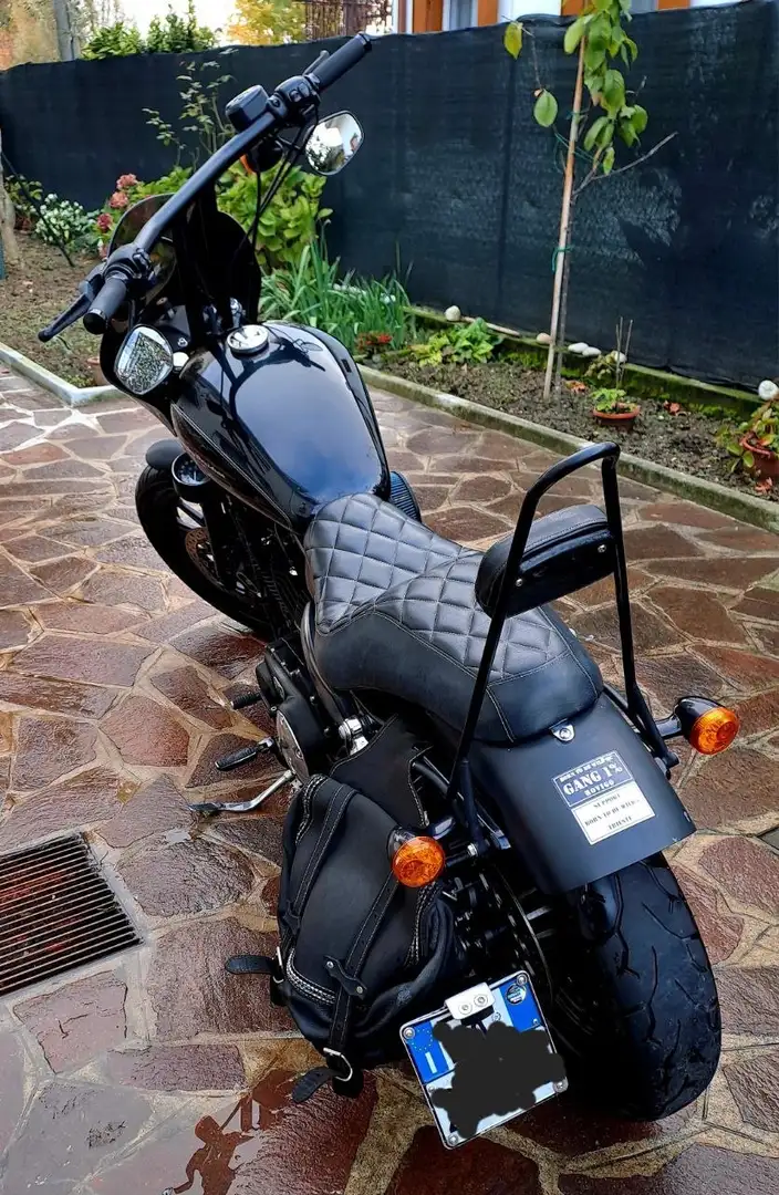 Harley-Davidson 1200 Custom Airon Black - 2