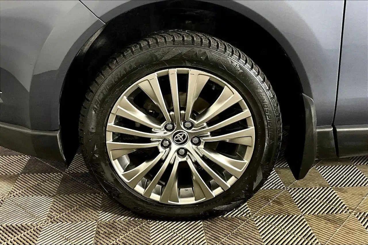 Toyota Venza снимка Toyota Venza