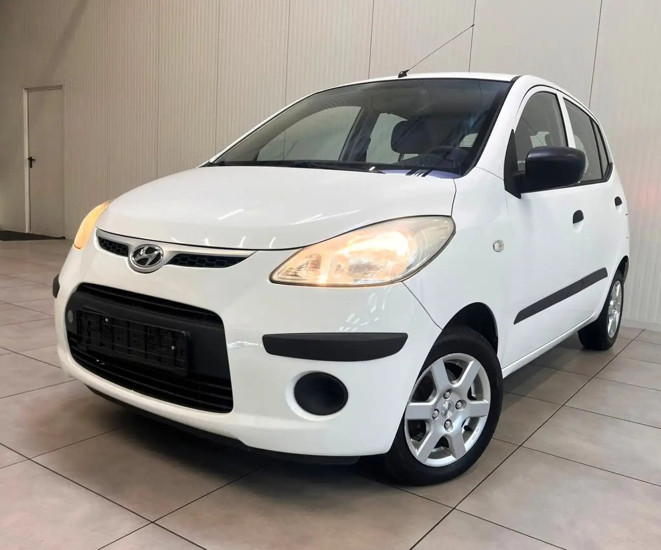 Hyundai i10 Classic E/Aux/CD-Spieler Weiß - 1