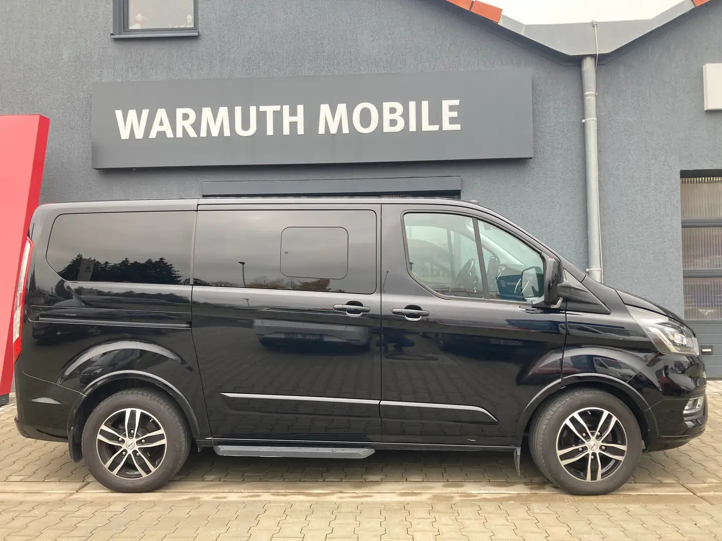 Ford Transit Custom 310 L1 Tourneo Titanium Schwarz - 2