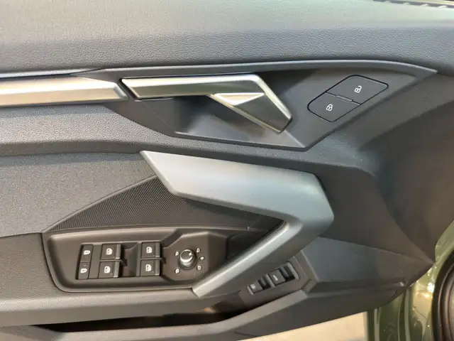 Audi A3 view 8