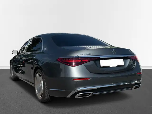 Mercedes-Benz S-Class view 3