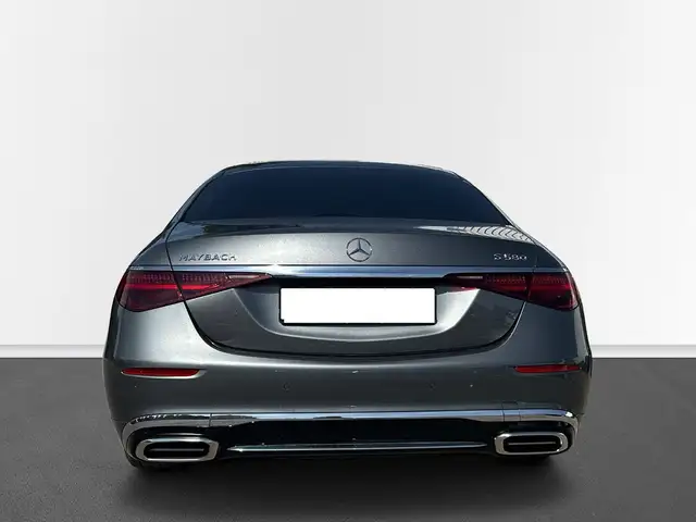 Mercedes-Benz S-Class view 4