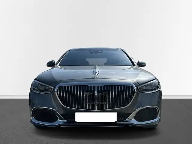 Mercedes-Benz S-Class view 6