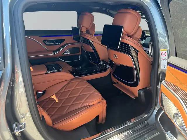 Mercedes-Benz S-Class view 11
