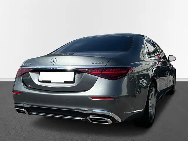 Mercedes-Benz S-Class view 5