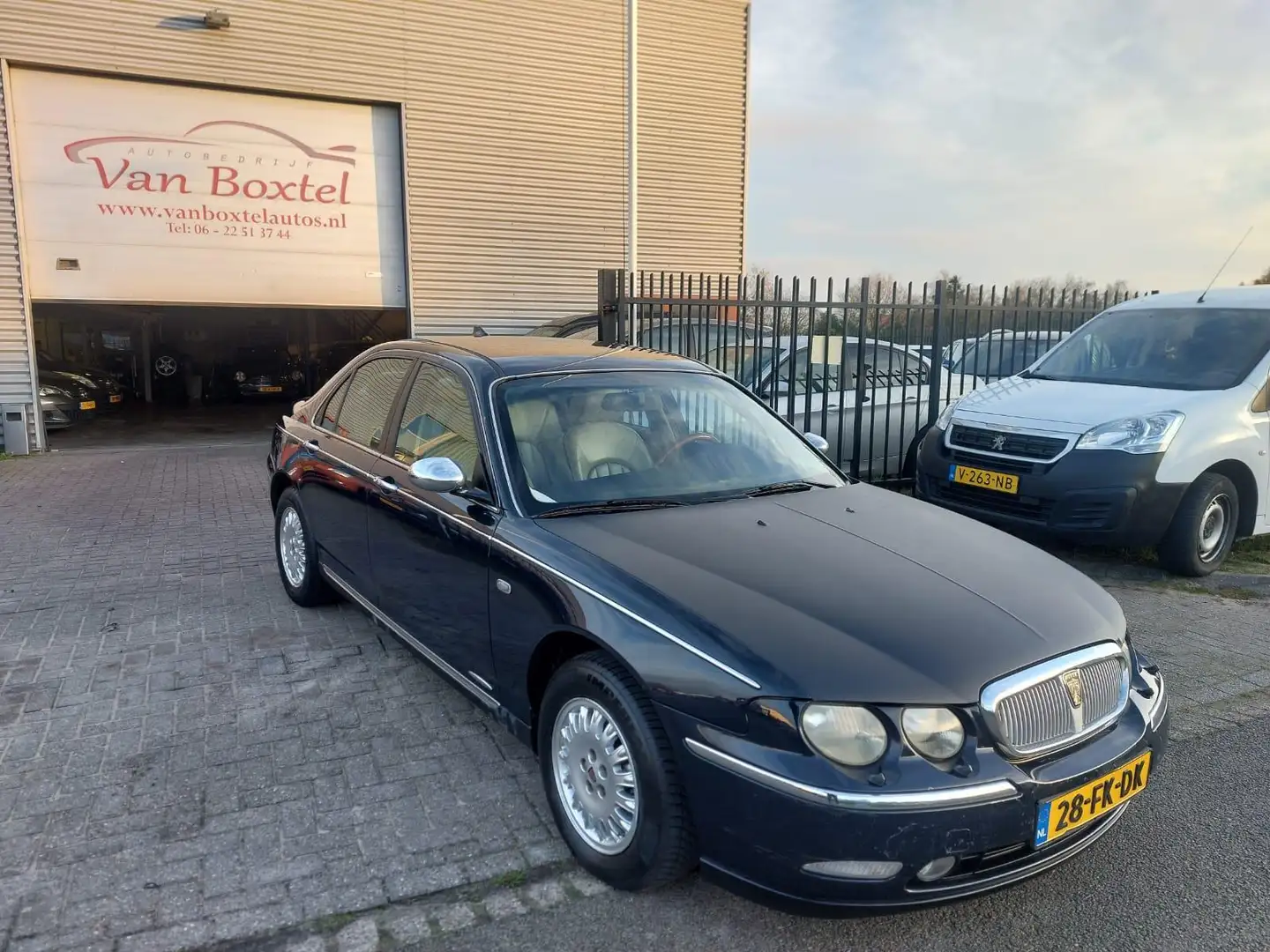 Rover 75 2.5 V6 Sterling 4 deurs+ climate control automaat Blau - 2