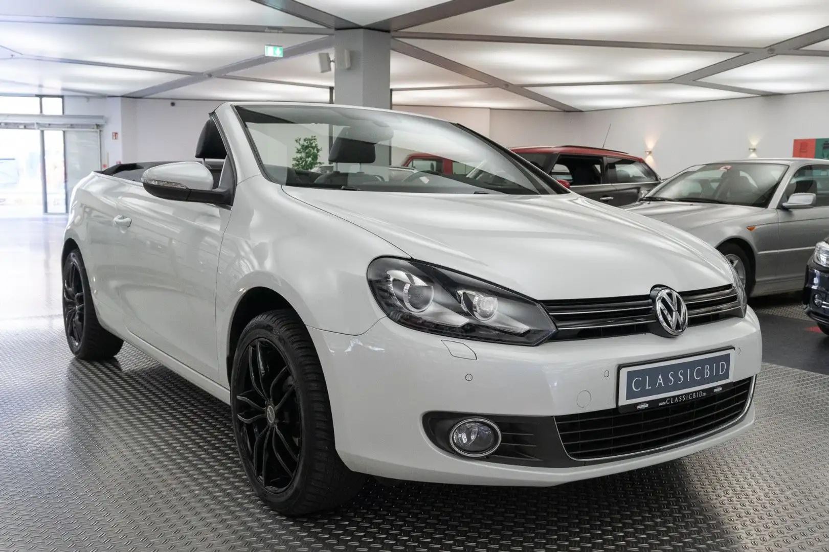 Volkswagen Golf VI Cabriolet Exclusive White - 2