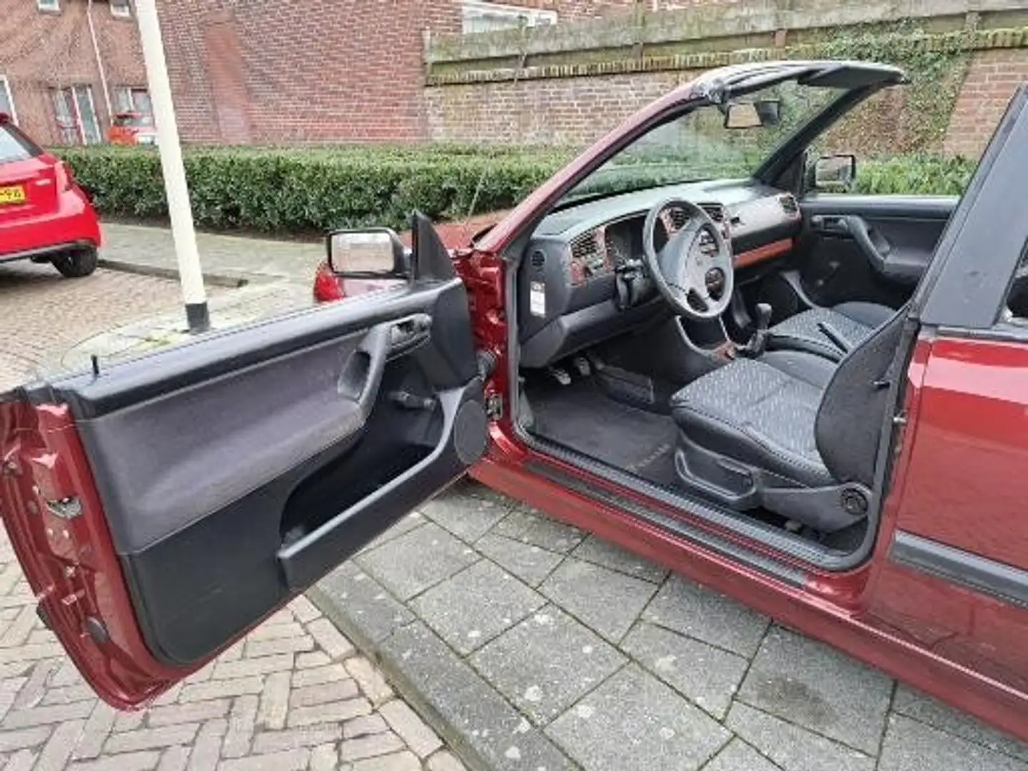 Volkswagen Golf Cabriolet Golf Cabriolet 1.8 Červená - 2