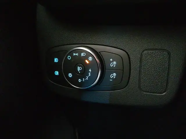 Ford Puma view 27