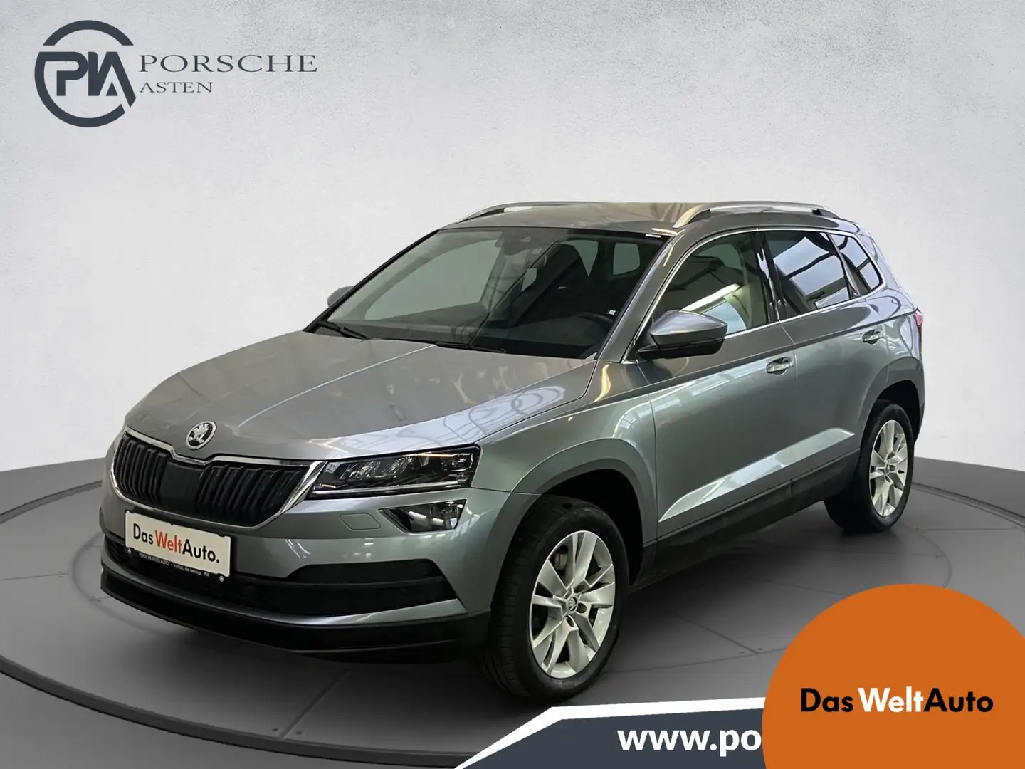 Skoda Karoq 4x4 Style 125 TDI DSG Grijs - 1