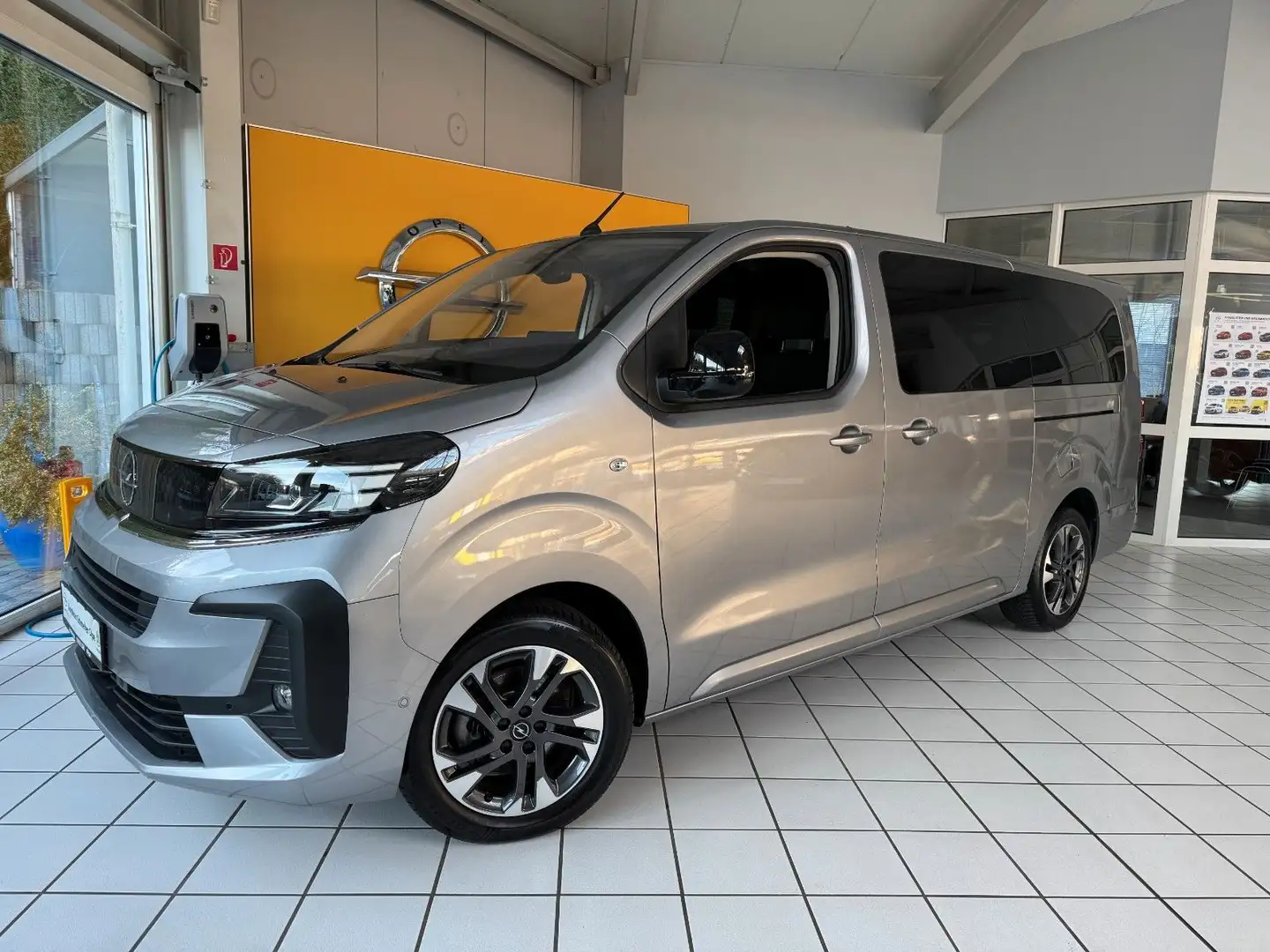 Opel Zafira Life 9 Sitzer+LED+Navi+Kamera Gris - 1