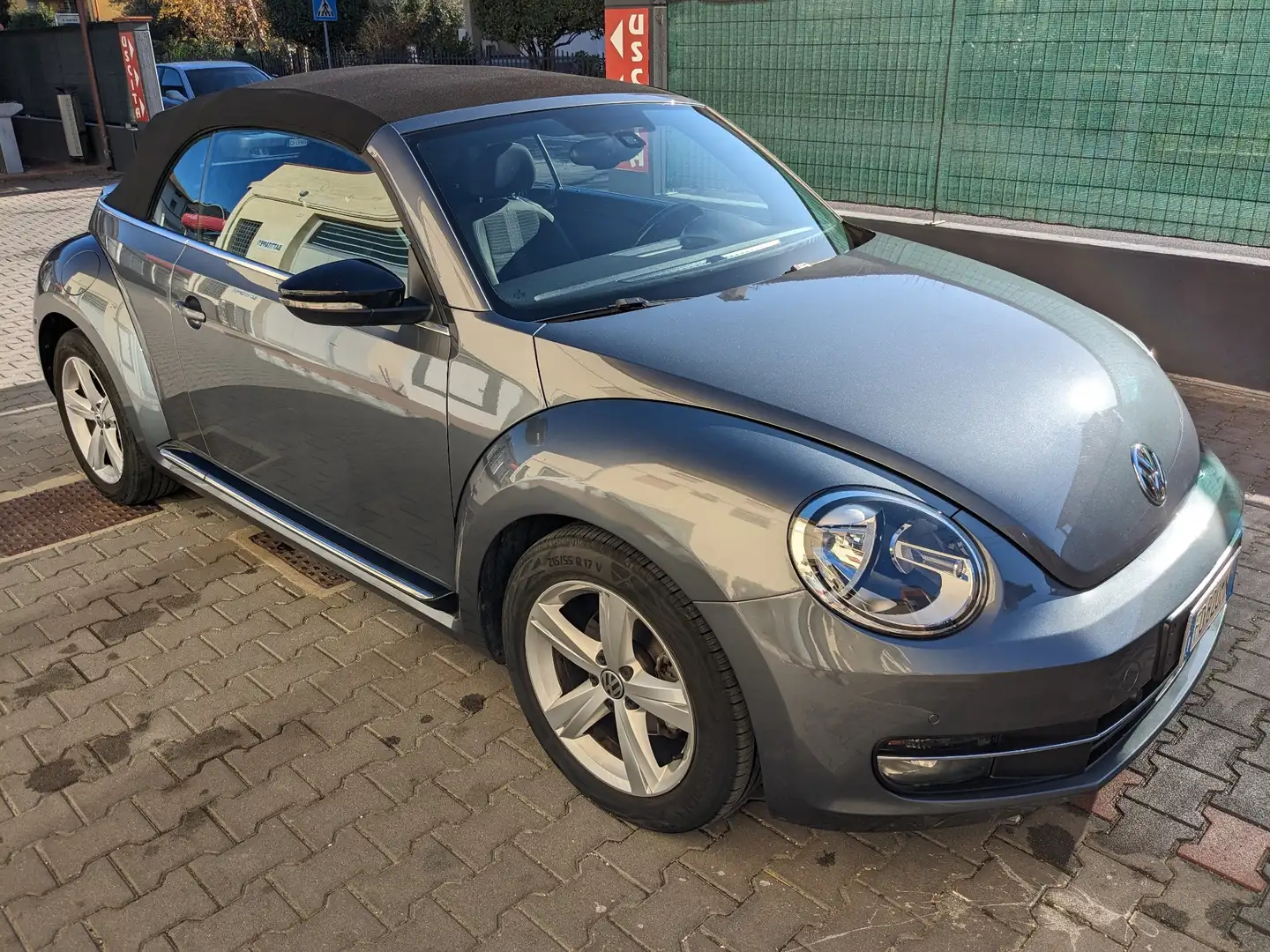 Volkswagen Maggiolino Cabrio 2.0 tdi Sport 150cv - 2