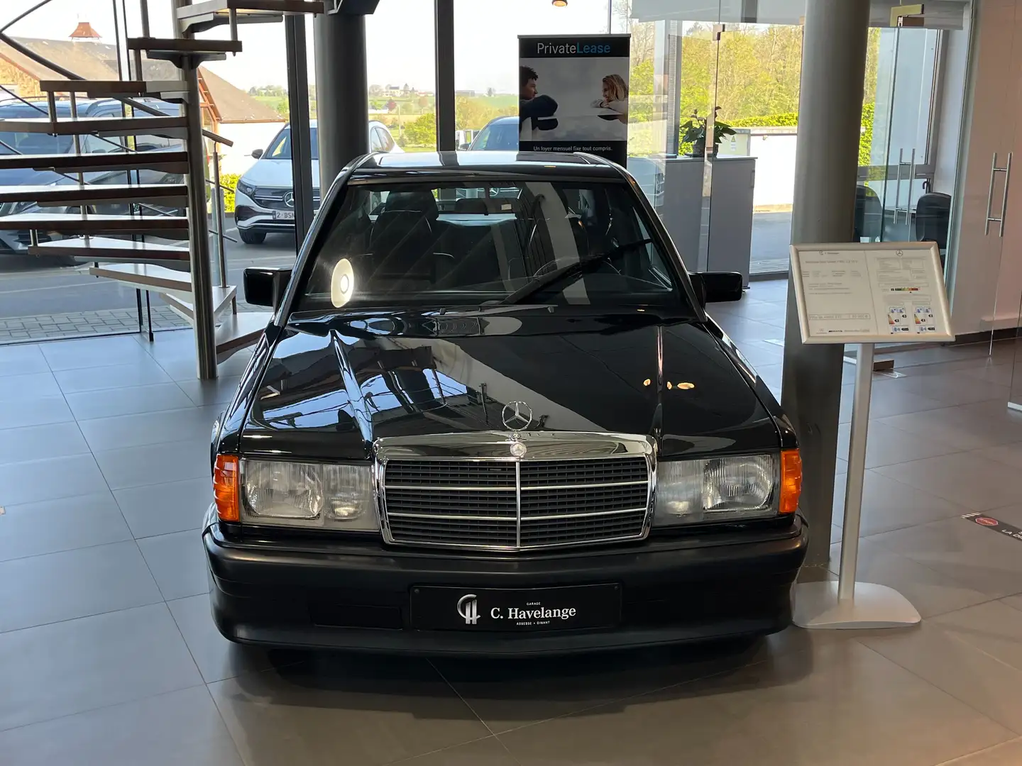 Mercedes-Benz 190 2.3 16 Black - 2