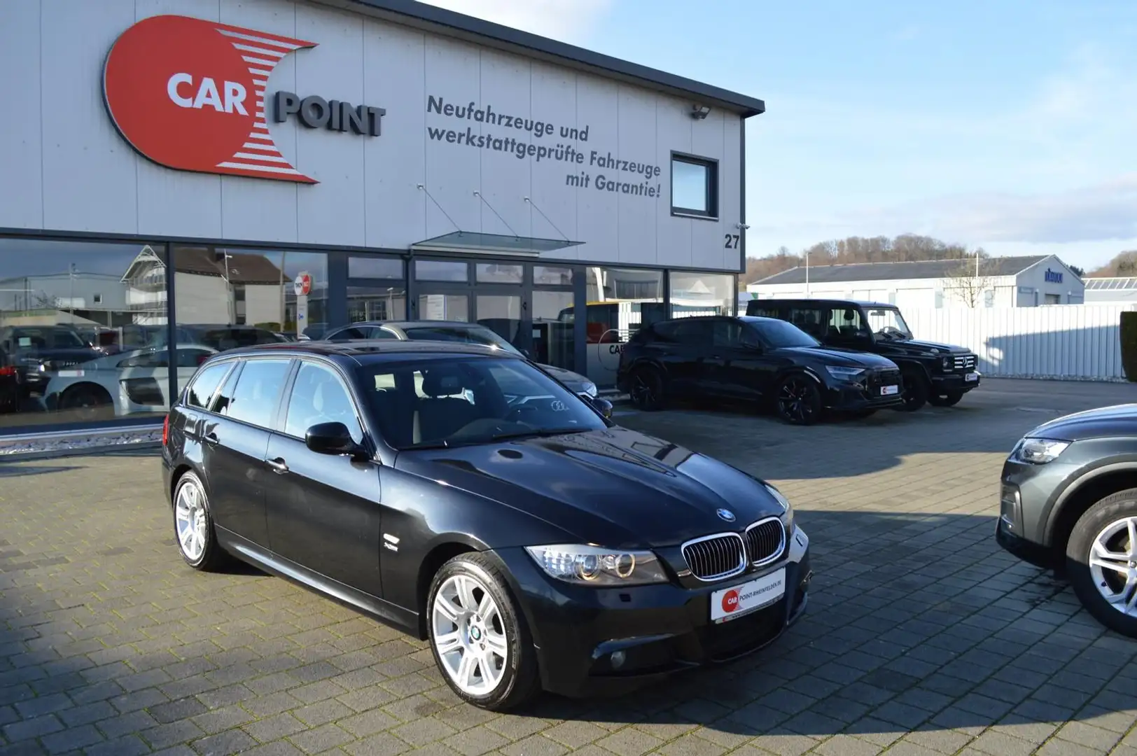 BMW 330 d xDrive *Allrad*SHZ*Xenon*Pano*BT-Media* Schwarz - 2