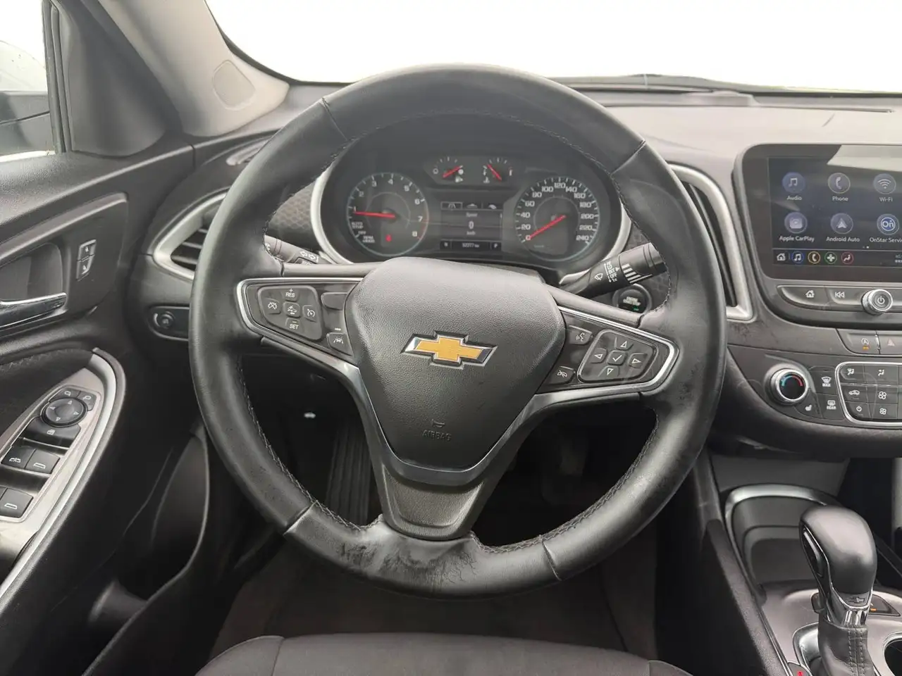 Chevrolet Malibu снимка Chevrolet Malibu
