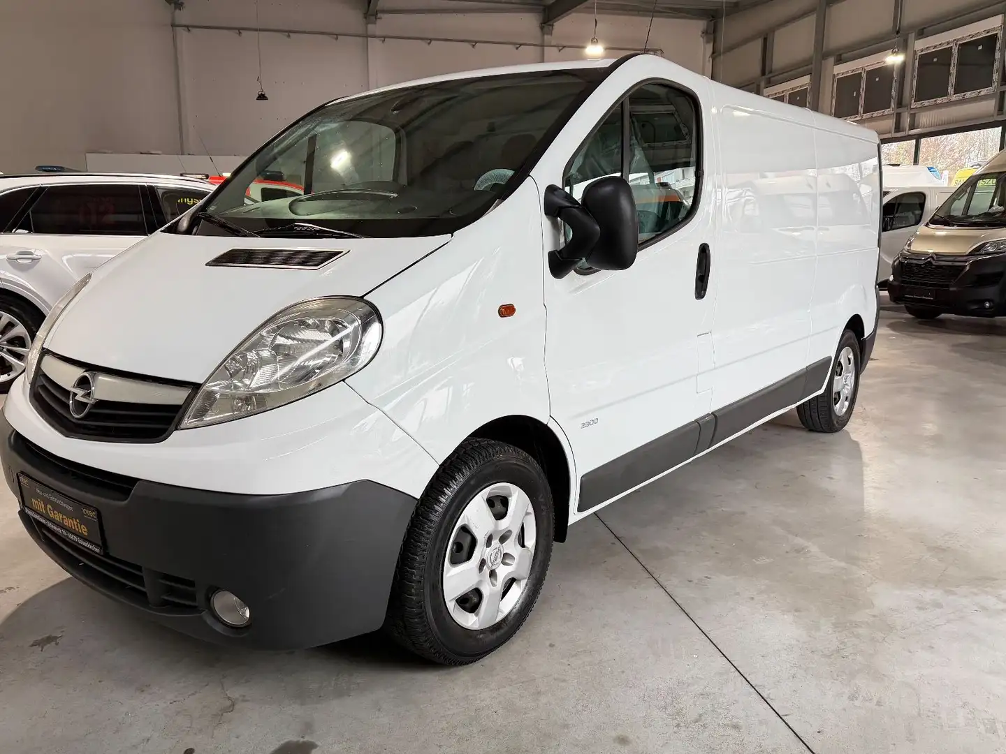 Opel Vivaro Kasten L2H1*LANG*KLIMA*TÜV NEU*BJ 2015 Blanc - 1