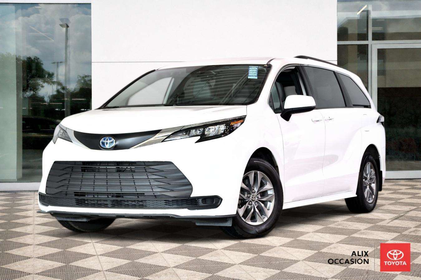 2025 Toyota Sienna LE TI 8 places