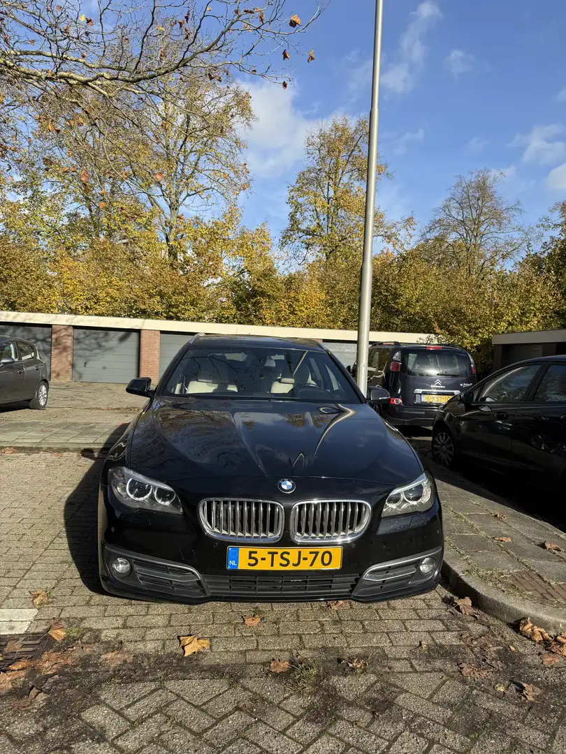 BMW 520 Luxury Edition Zwart - 1
