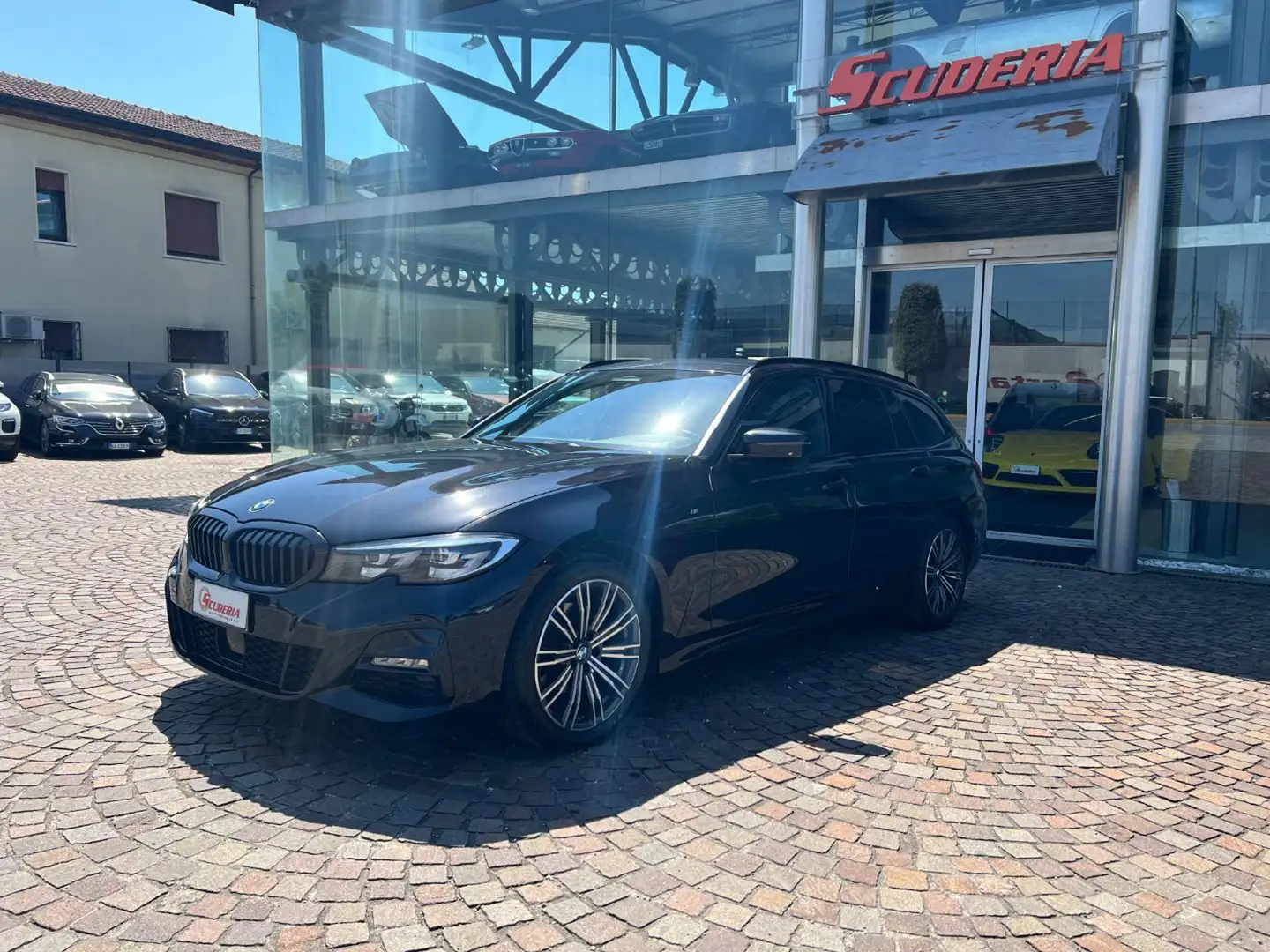 BMW 320 d 48V Touring Msport Schwarz - 2