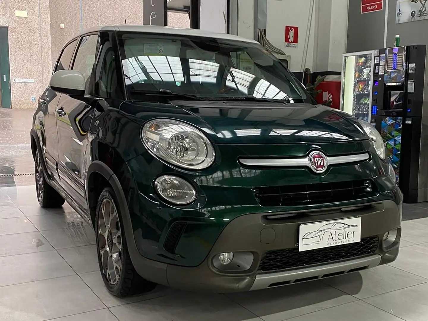 Fiat 500L 500L 2012 1.6 mjt Trekking 120cv Grün - 2
