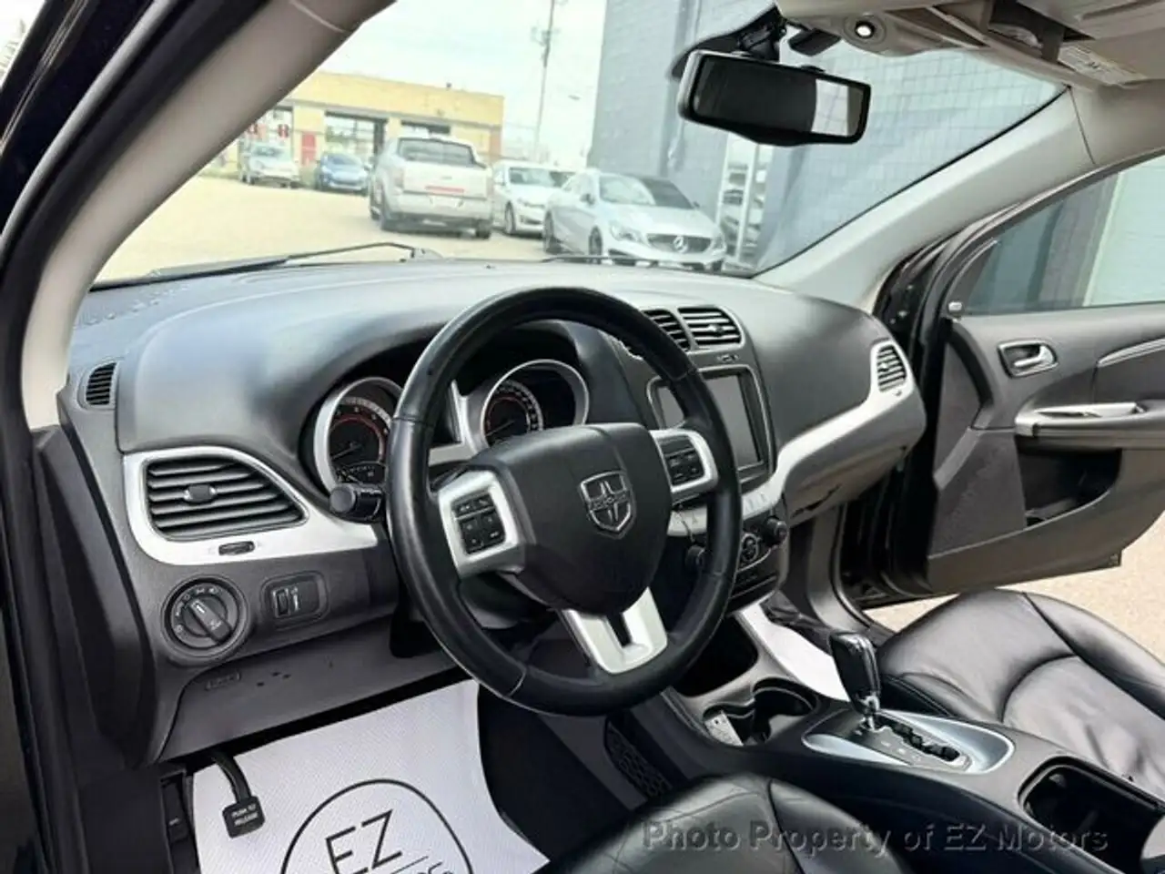 Dodge Journey снимка Dodge Journey