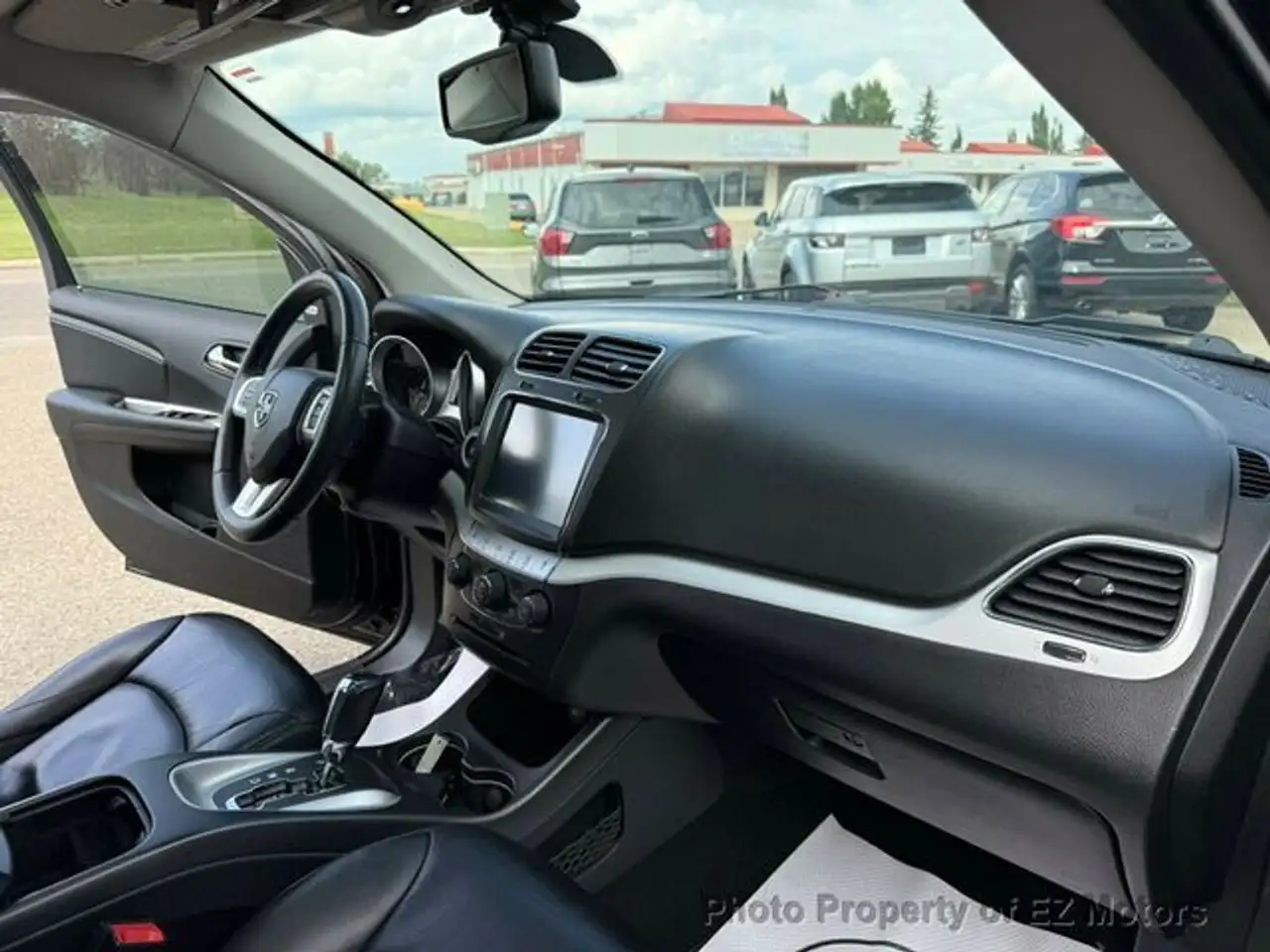 Dodge Journey снимка Dodge Journey