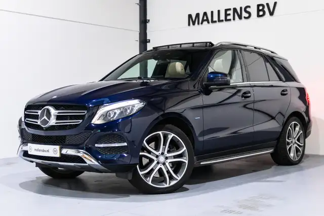 Mercedes-Benz GLE 500 e 4MATIC VOL/PANO/TREKHAAK/LEDER/MEMORY/STOELVENTI