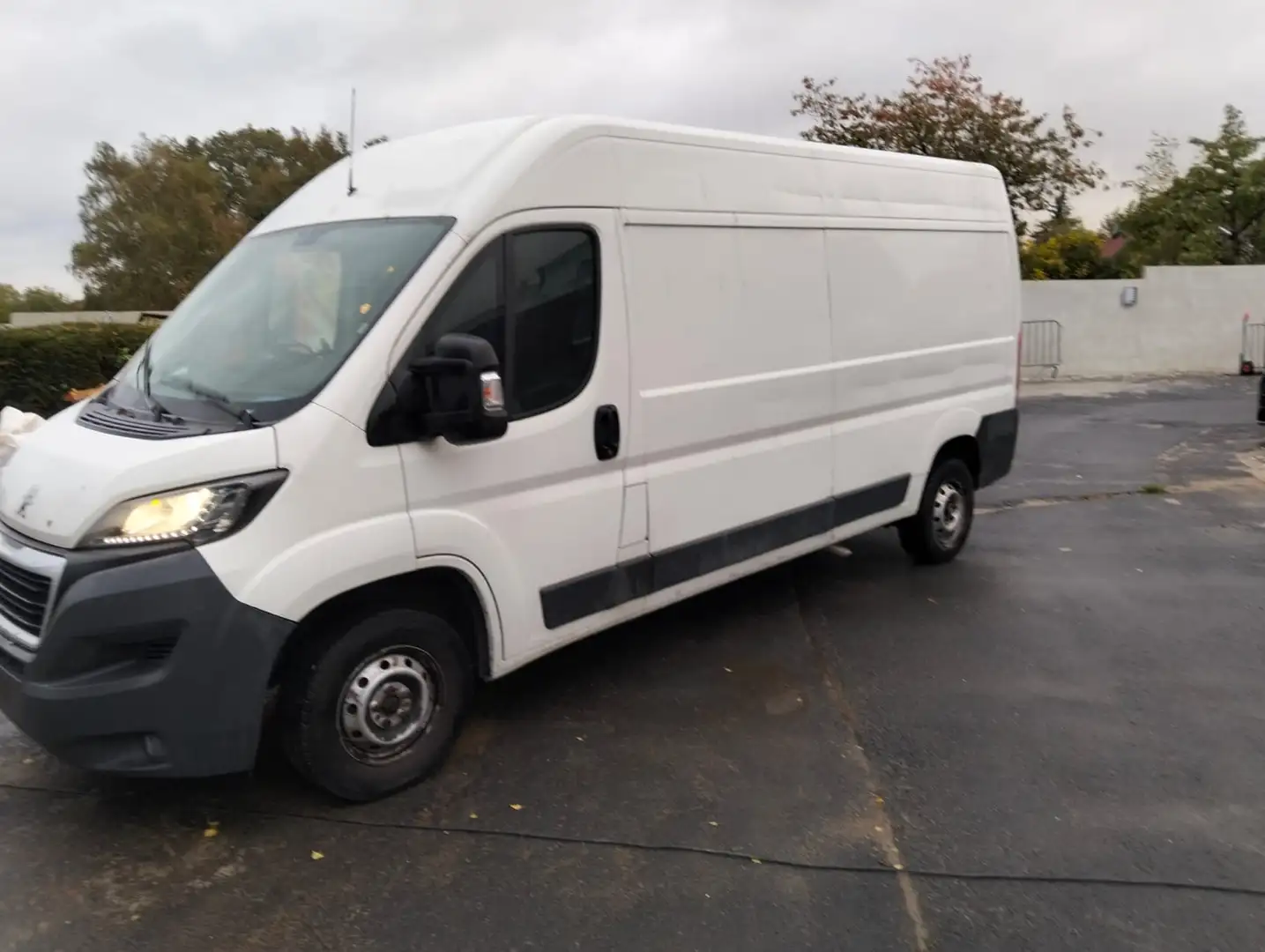 Peugeot Boxer 2.0 BlueHDi L3H2 Pro STT 2017  Euro6b avec control - 2