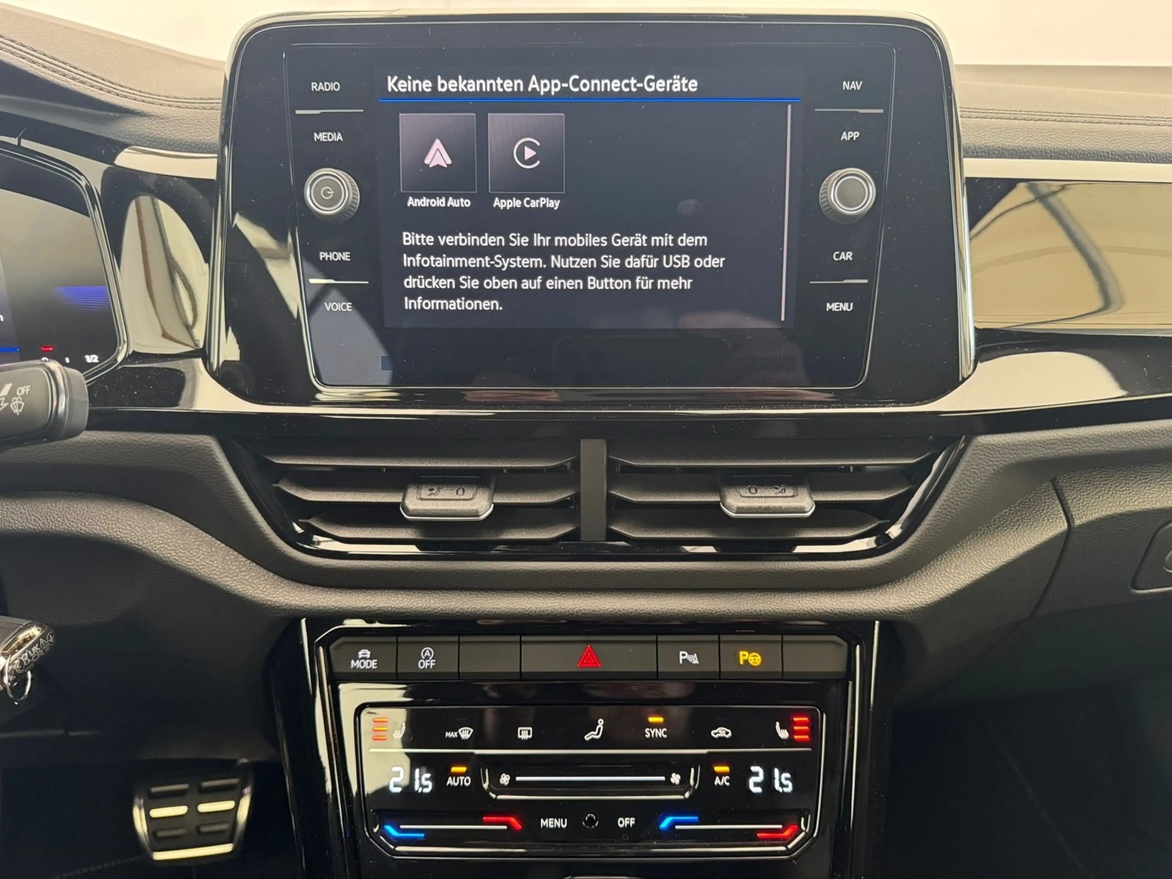 Volkswagen T-Roc R-Line 1.5TSI DSG+BLACKSTYL+KAMERA+SHZ+LED+ACC — photo 5
