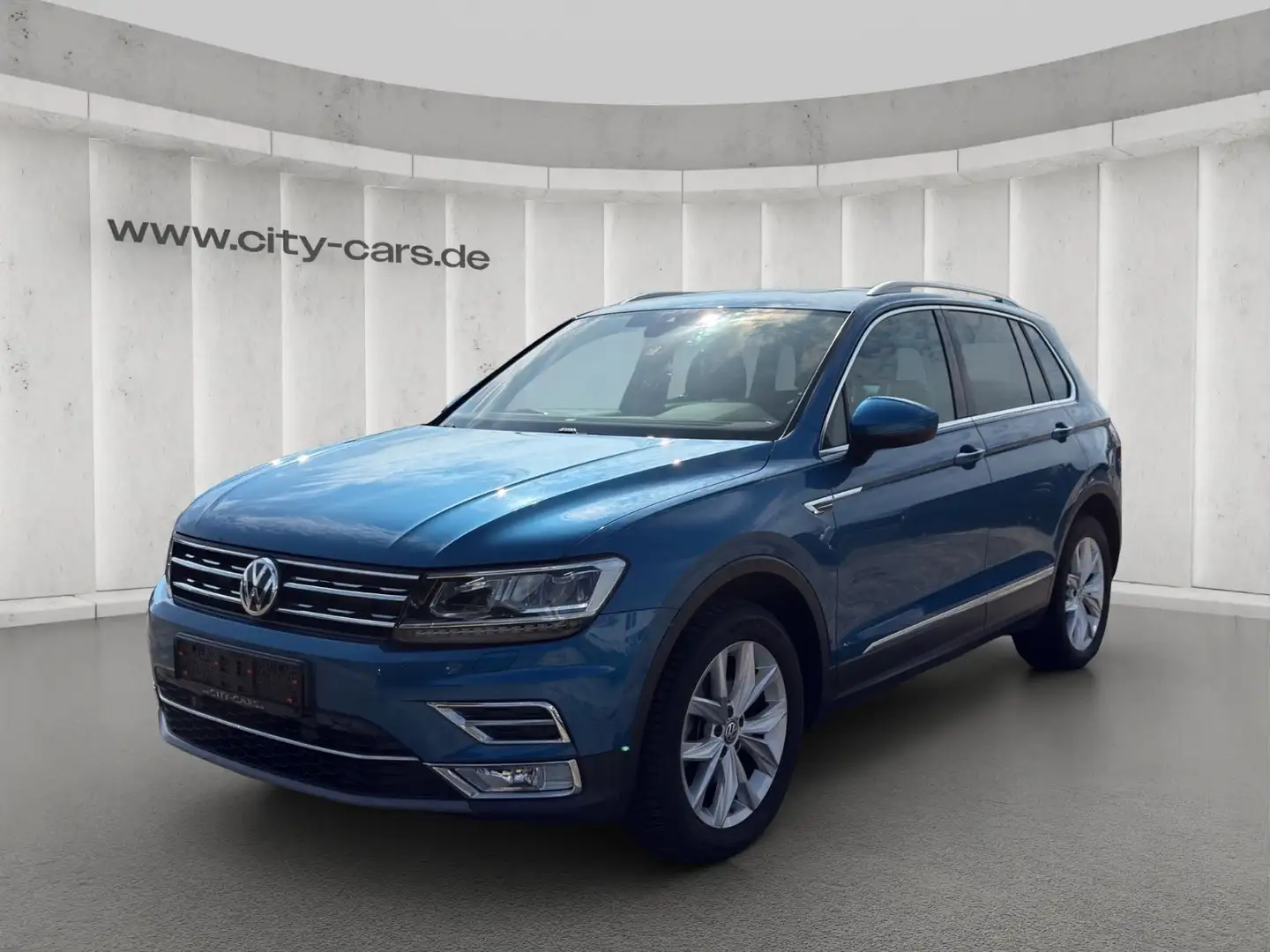 Volkswagen Tiguan Highline DSG 4Motion*LED*Pano.*AHK*ACC* Blau - 1