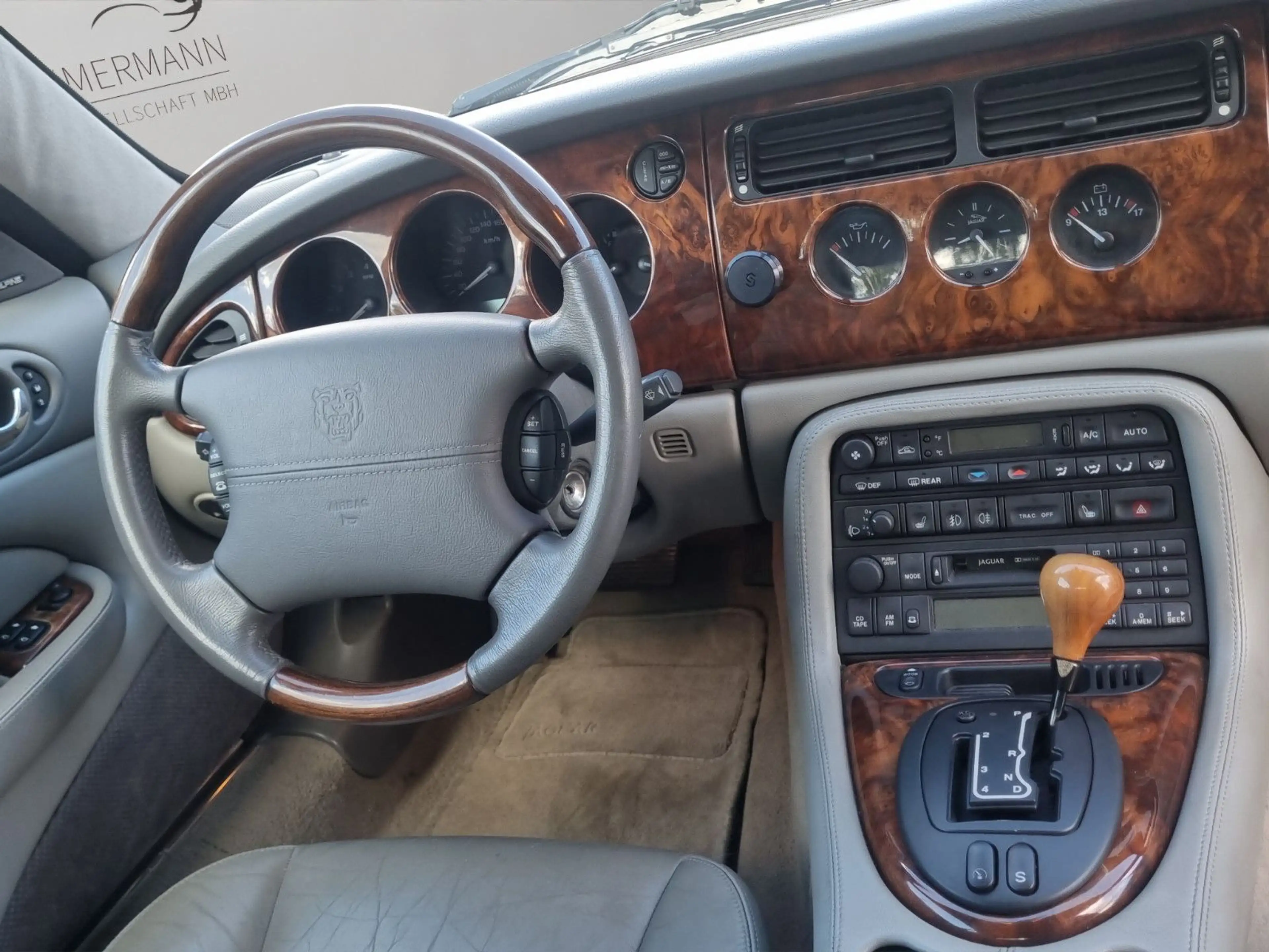 Jaguar XK8 4.0 V8 Cabriolet 2.HD/44TKM/SH/TOP-ZUSTAND — photo 11