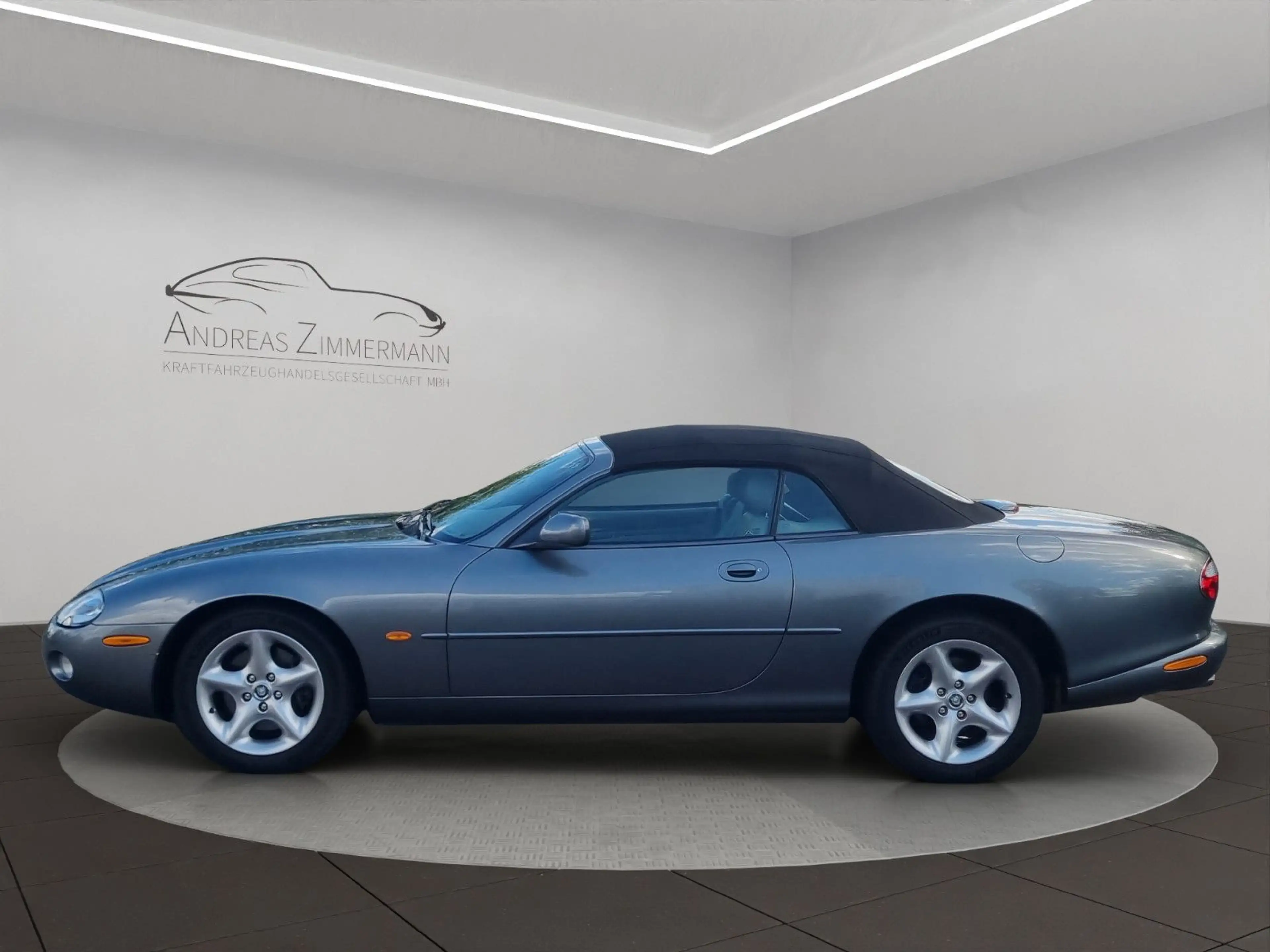 Jaguar XK8 4.0 V8 Cabriolet 2.HD/44TKM/SH/TOP-ZUSTAND — photo 3