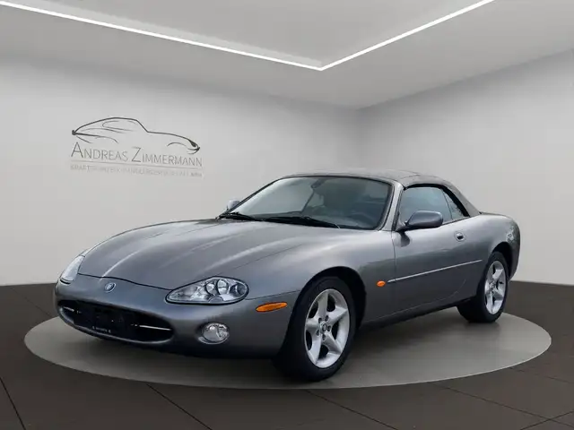 Jaguar XK8 4.0 V8 Cabriolet 2.HD/44TKM/SH/TOP-ZUSTAND