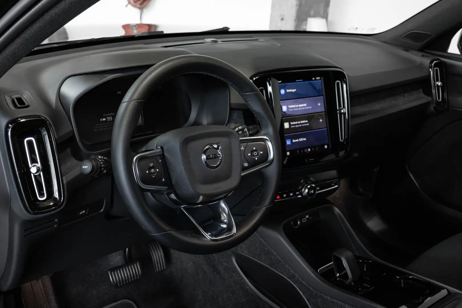 Volvo XC40 Single Motor Extended Range Plus 82 kWh | Stuur- e Negro - 2