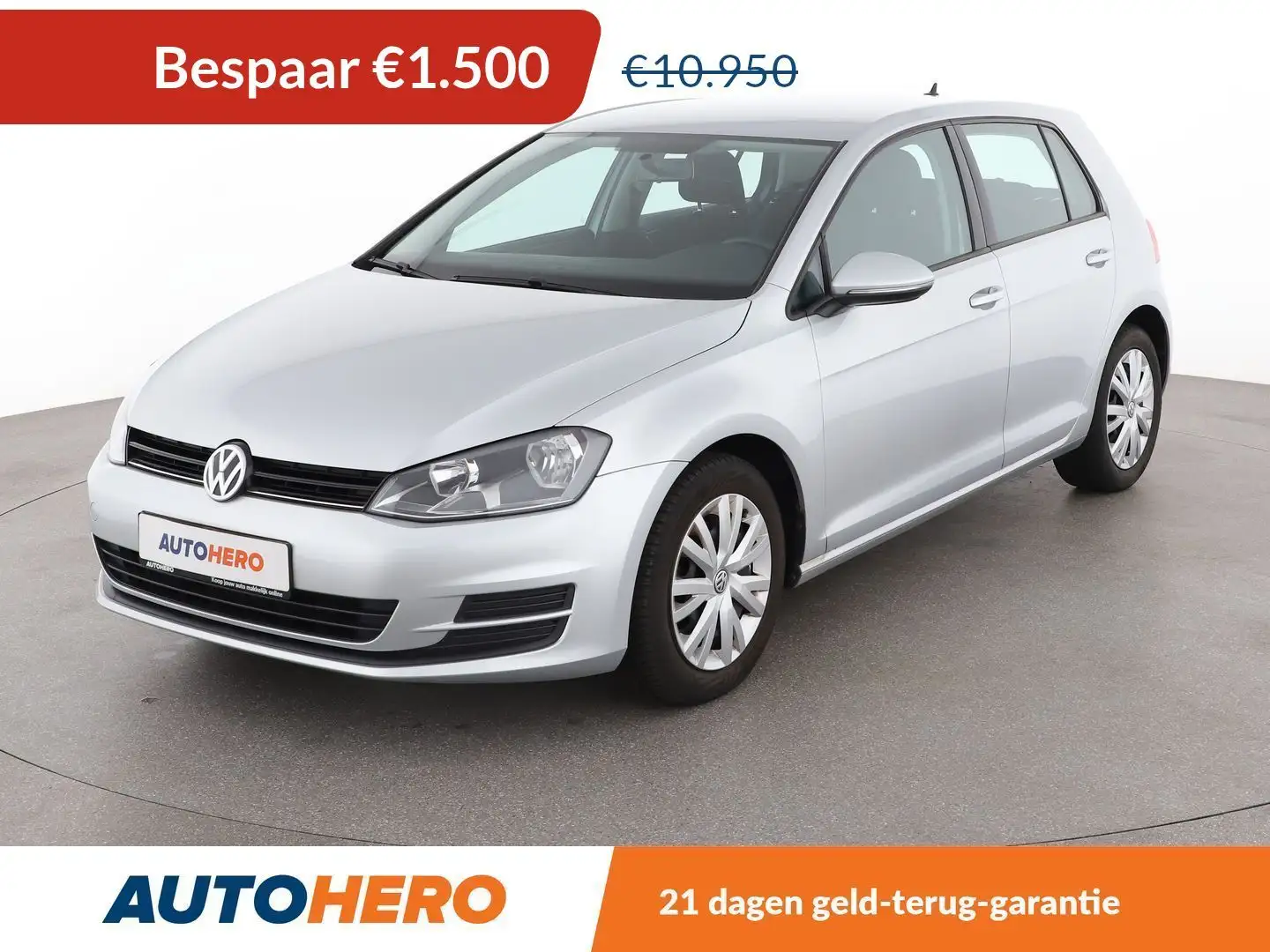 Volkswagen Golf 1.2 TSI Trendline BlueMotion Tech Grijs - 1