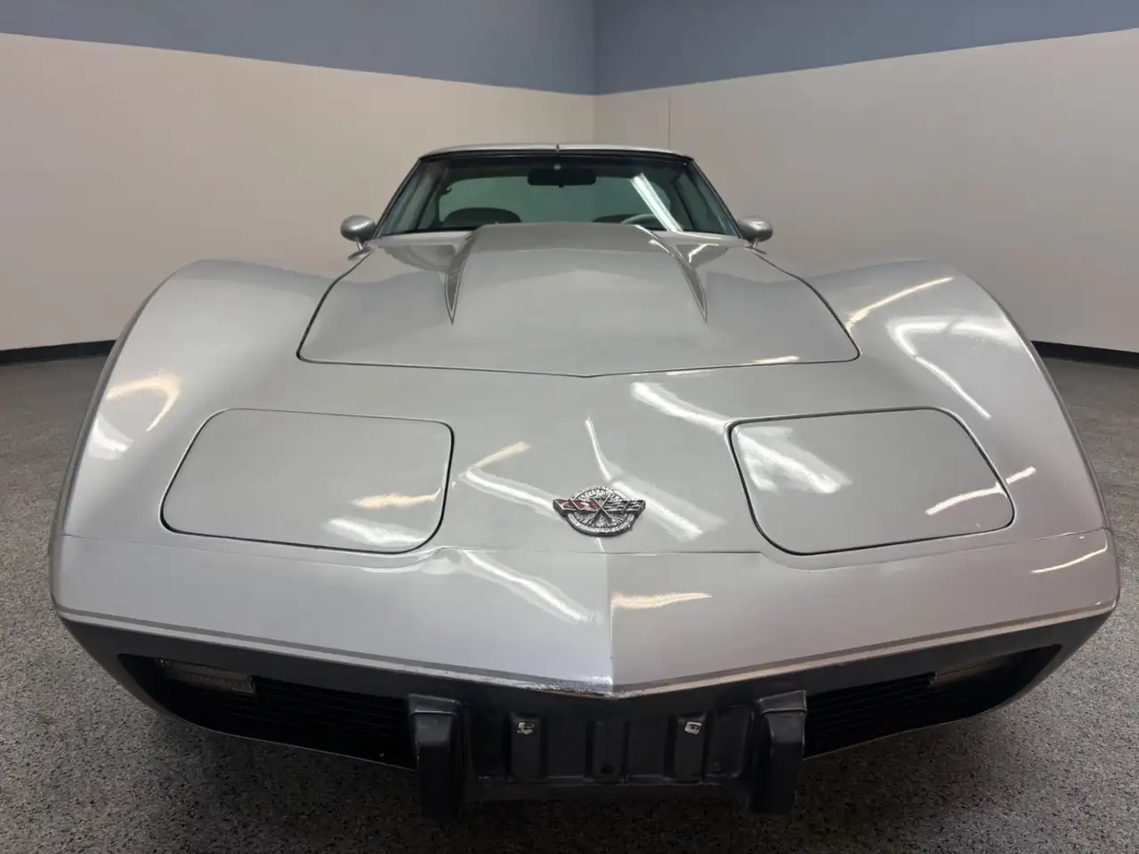 Chevrolet Corvette Silver Anniversary Edition, foto 2