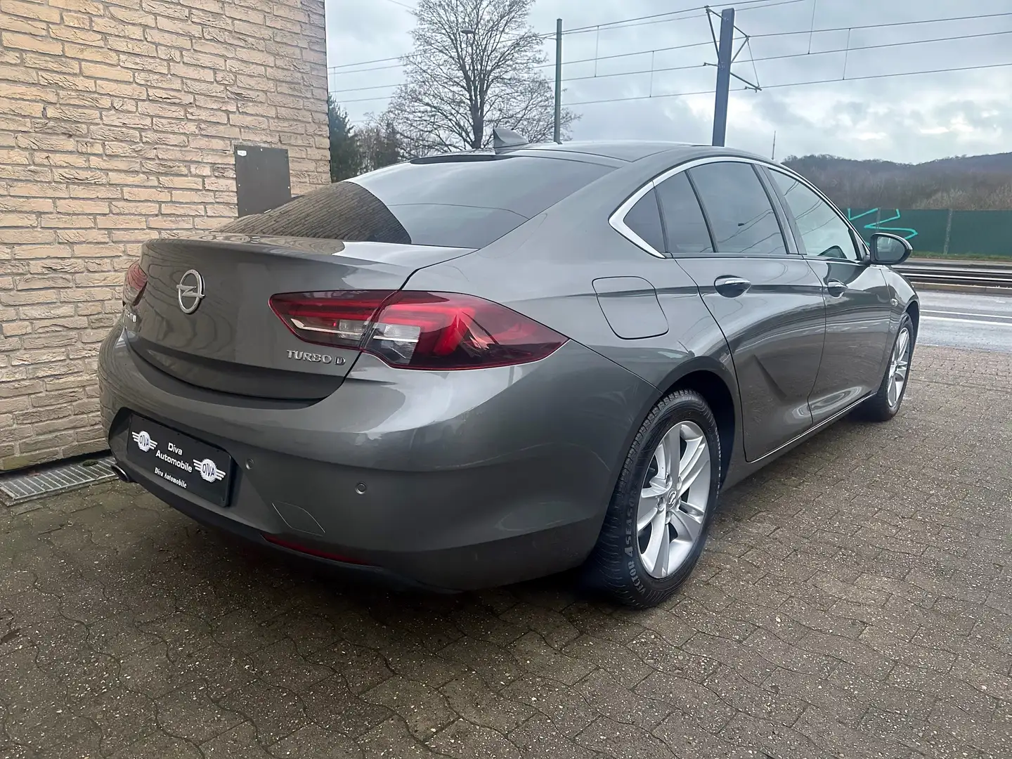 Opel Insignia Grand Sport Innovation Gris - 2