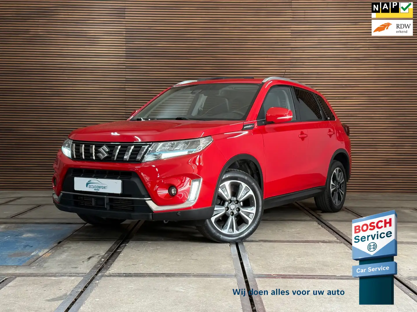 Suzuki Vitara 1.4 Boosterjet Style Smart Hybrid | Panoramadak | Rood - 1