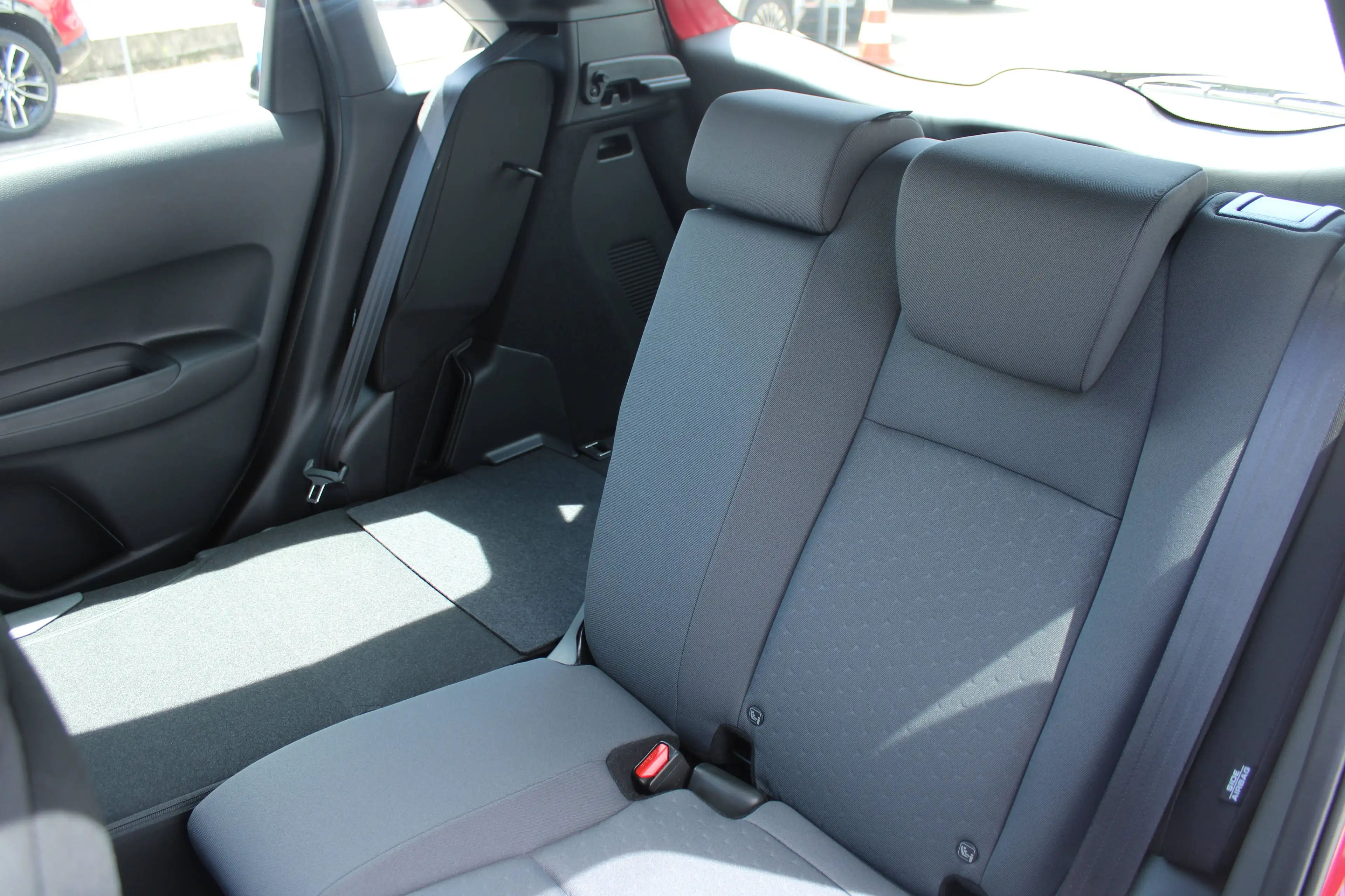 Honda Jazz 1.5 i-MMD Hybrid Elegance — photo 14