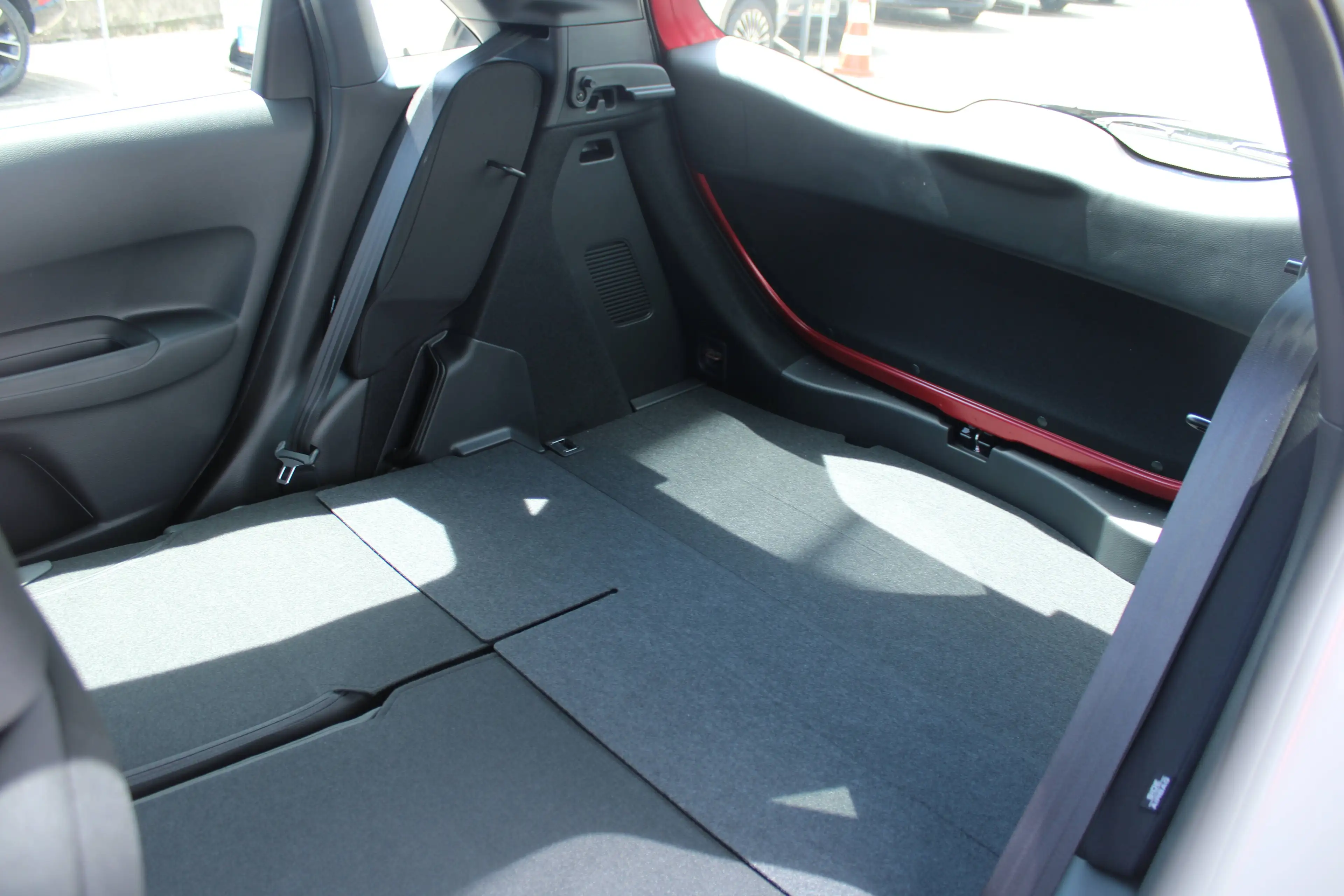 Honda Jazz 1.5 i-MMD Hybrid Elegance — photo 13