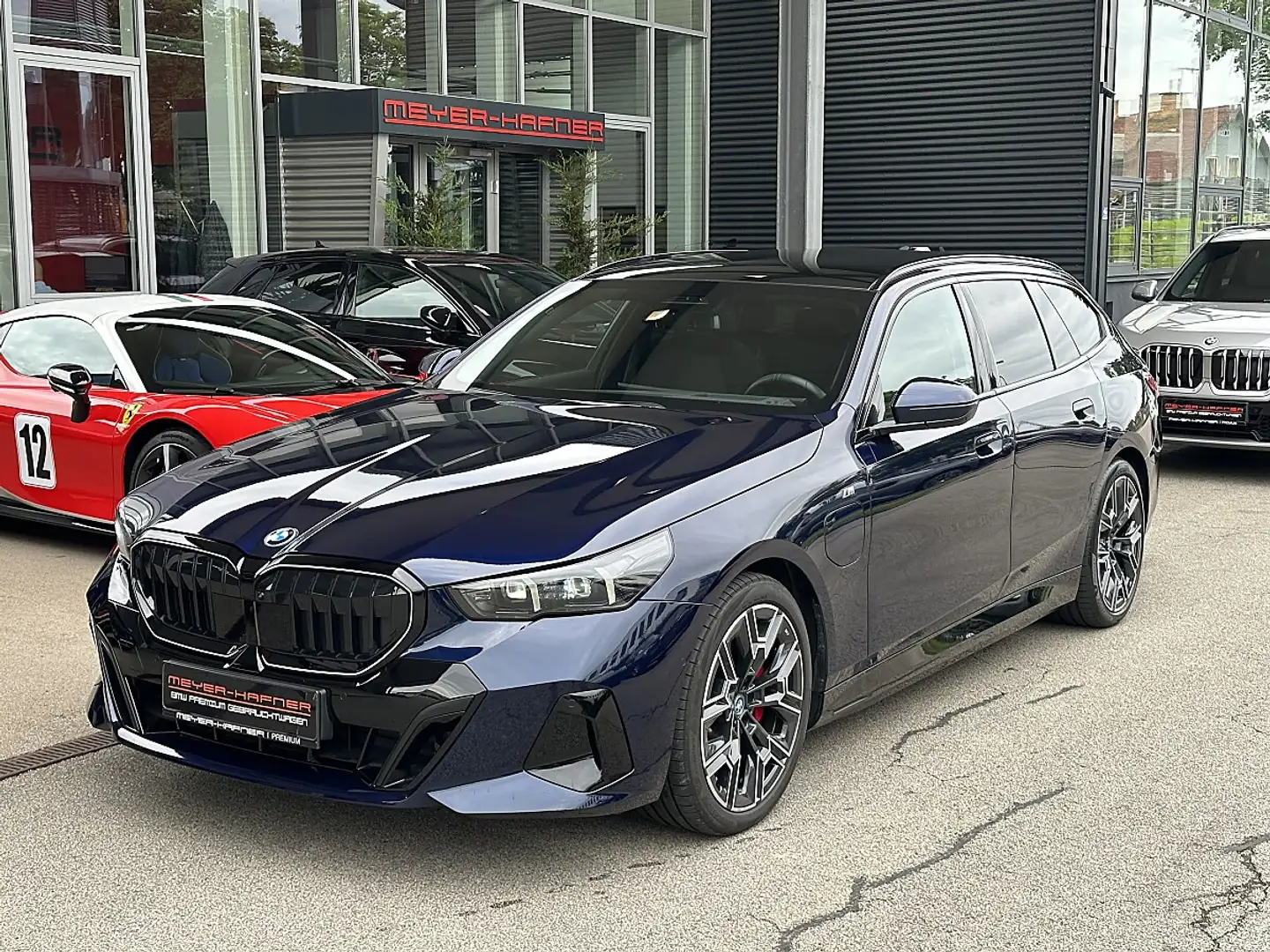 BMW 530 e Touring PHEV M-Paket Aut. !!MEGAVOLL!! Blau - 1