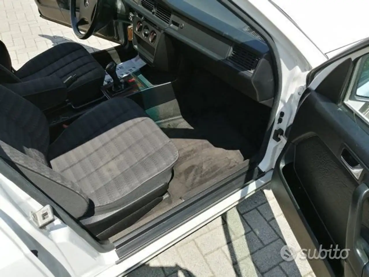 Mercedes-Benz 190 1.8 E 105cv, foto 12