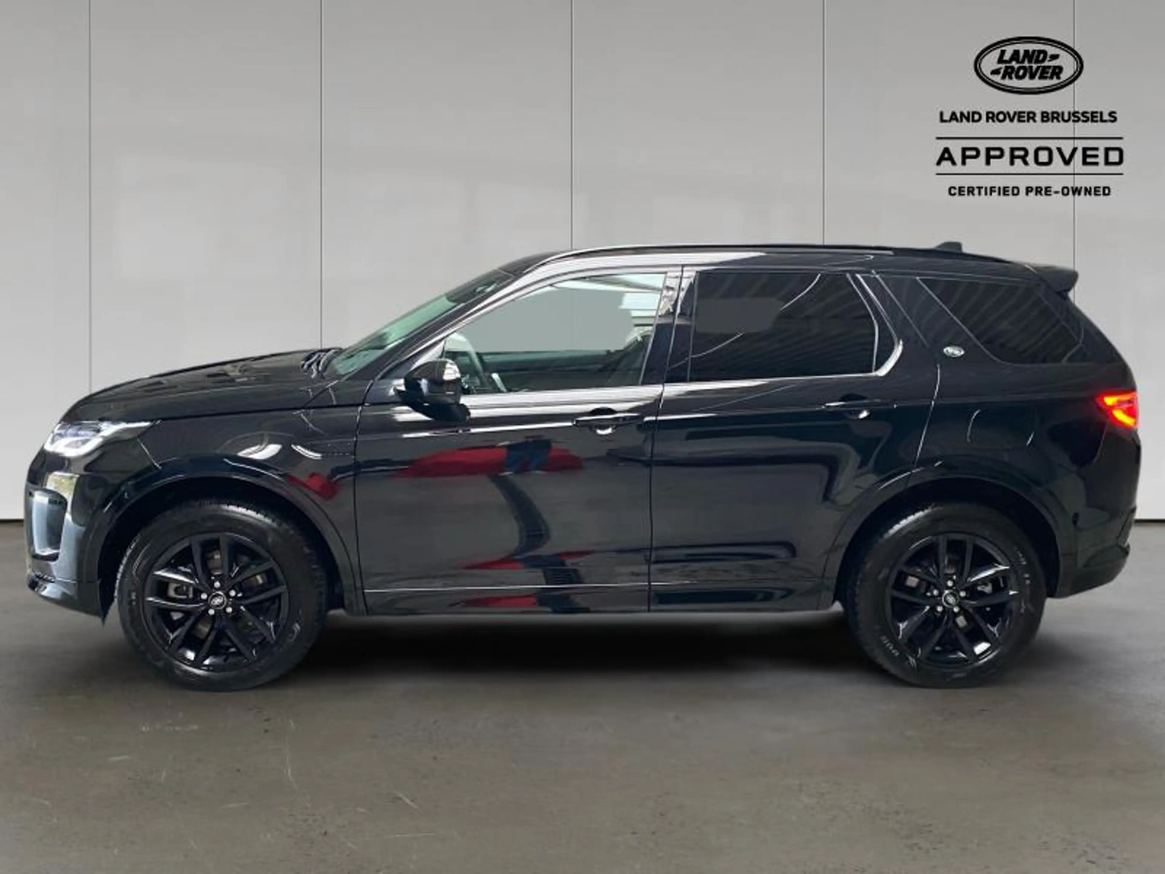 Land Rover Discovery Sport P270e S Warranty until 10/2030 — photo 7
