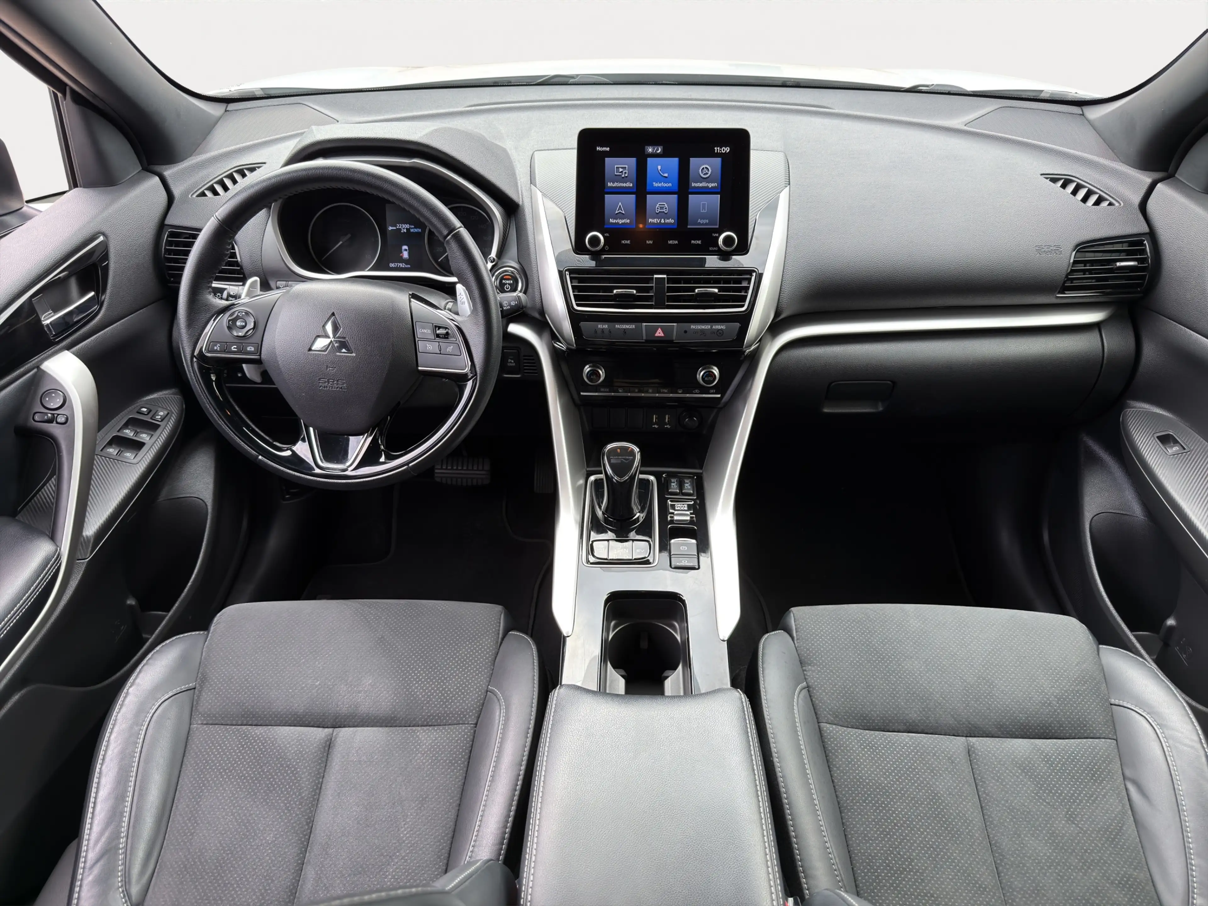 Mitsubishi Eclipse Cross 2.4 PHEV Intense+ | Achteruitrijcamera | Apple Car — photo 20