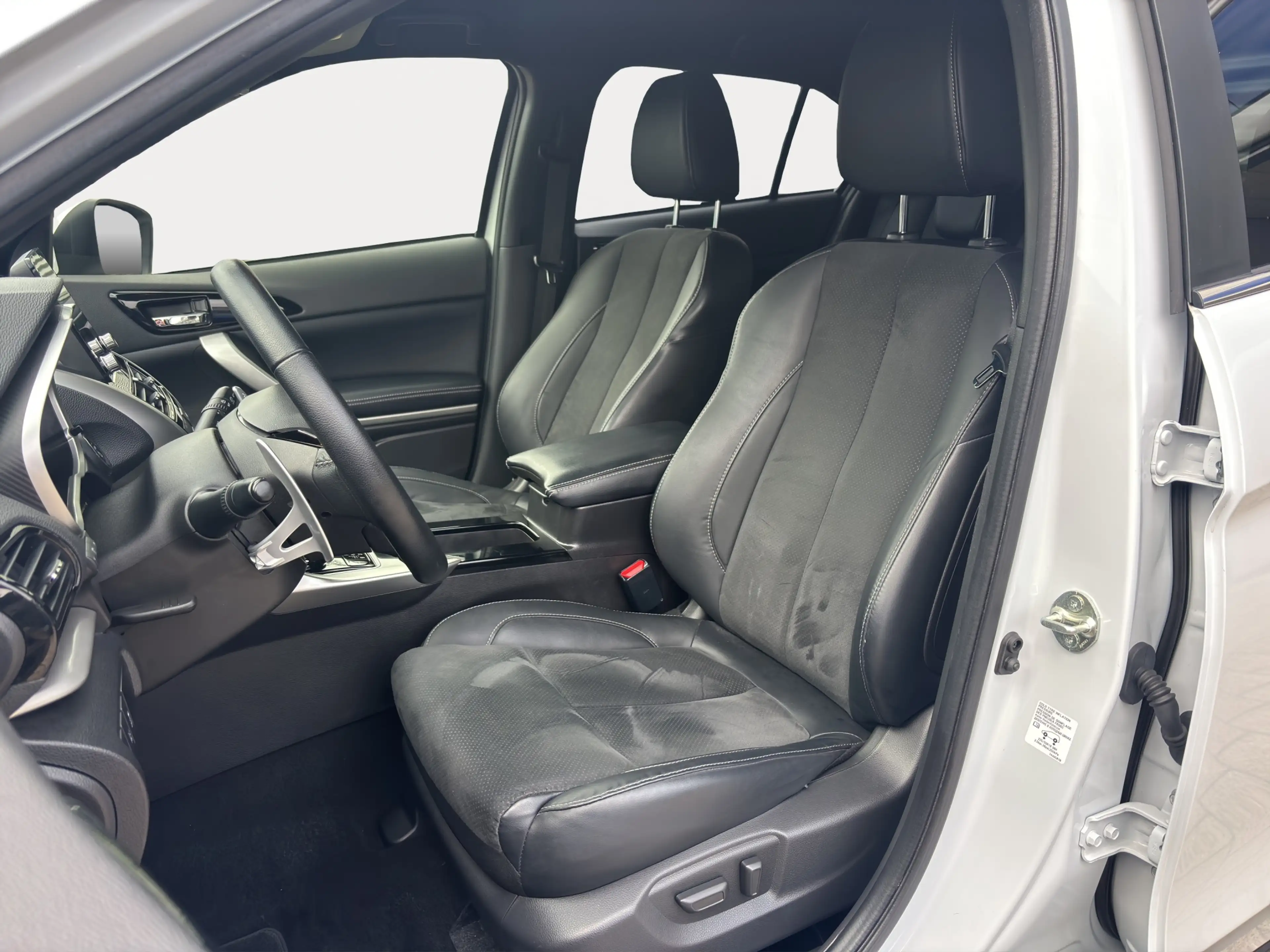 Mitsubishi Eclipse Cross 2.4 PHEV Intense+ | Achteruitrijcamera | Apple Car — photo 15