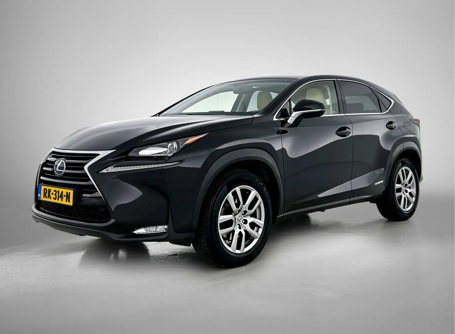 Lexus NX 300h AWD Luxury Line Noir - 1