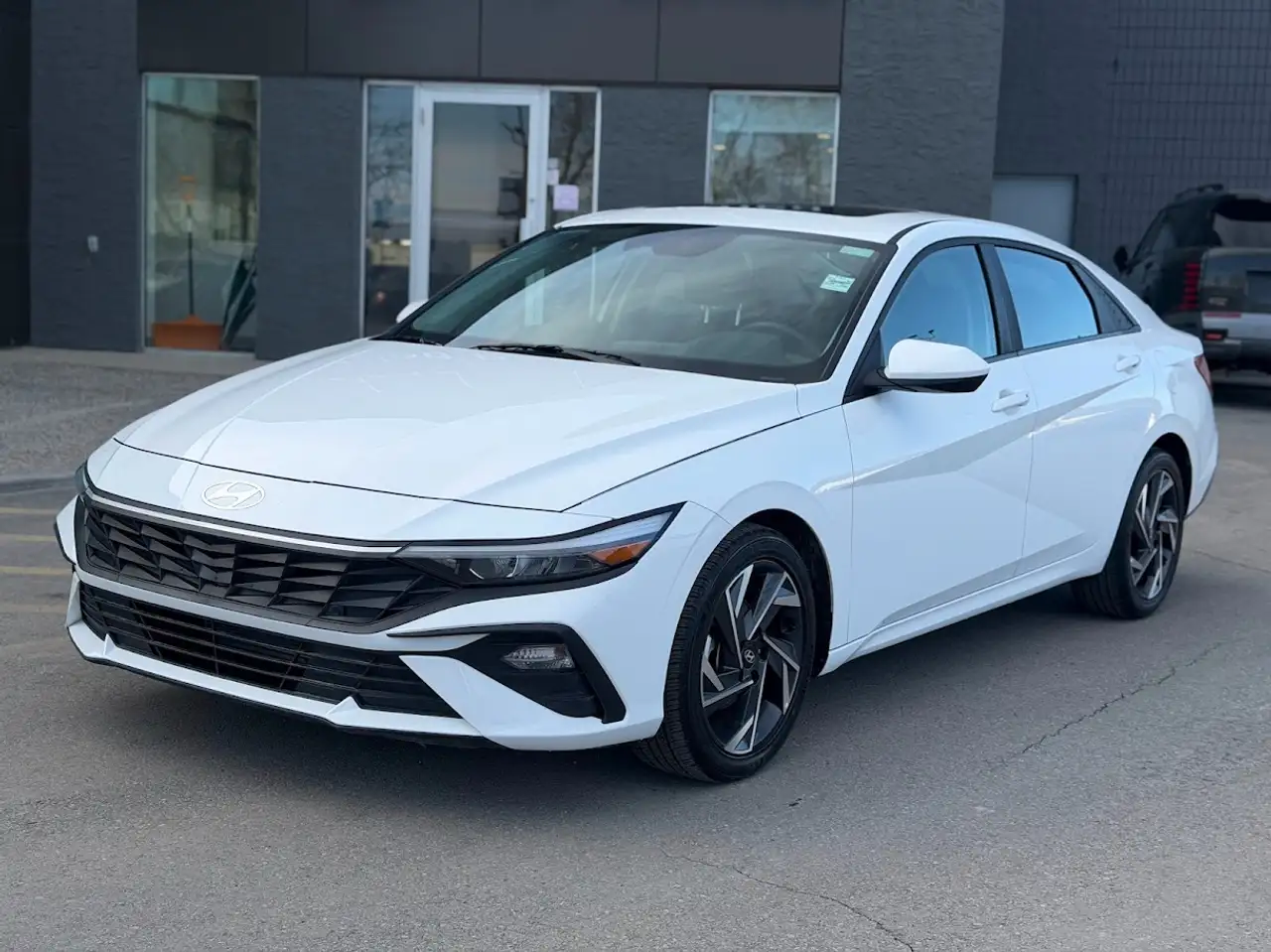 Hyundai ELANTRA снимка Hyundai ELANTRA