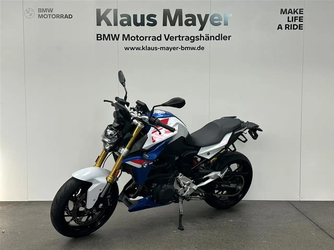 BMW F 900 R
