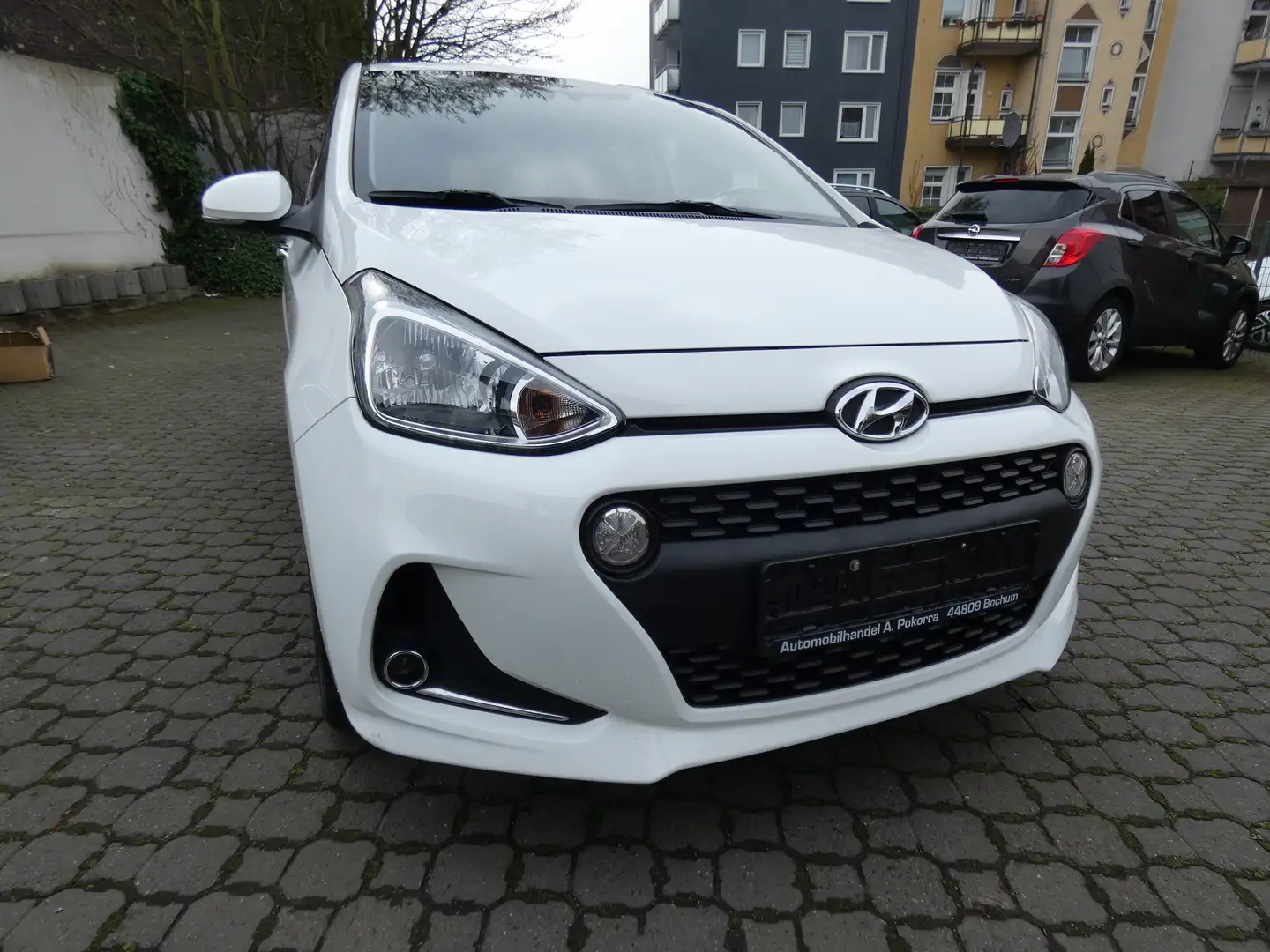Hyundai i10 Style TOP AUSSTATTUNG 12 MONATE GARANTIE Blanc - 1